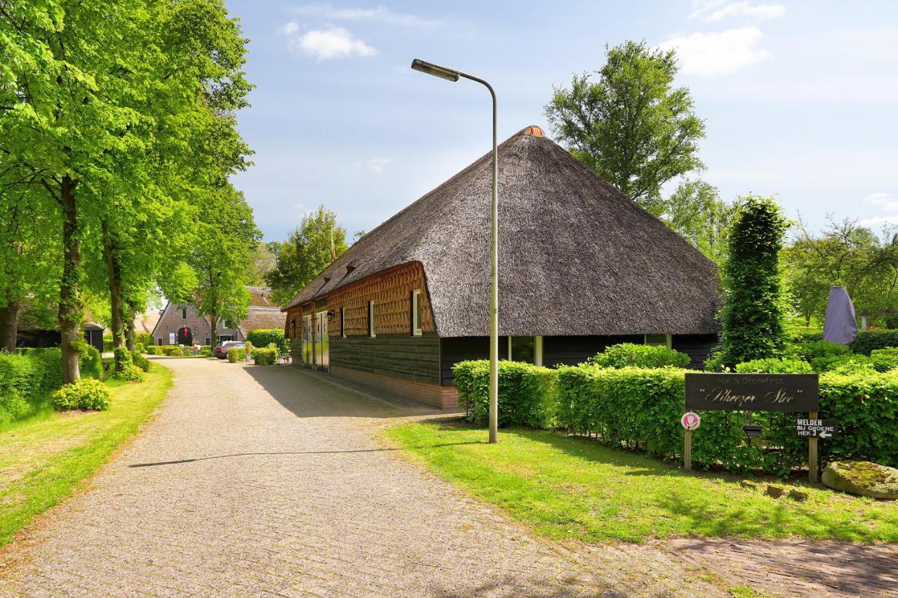 Rheezerstee Bed and Breakfast Exteriör bild