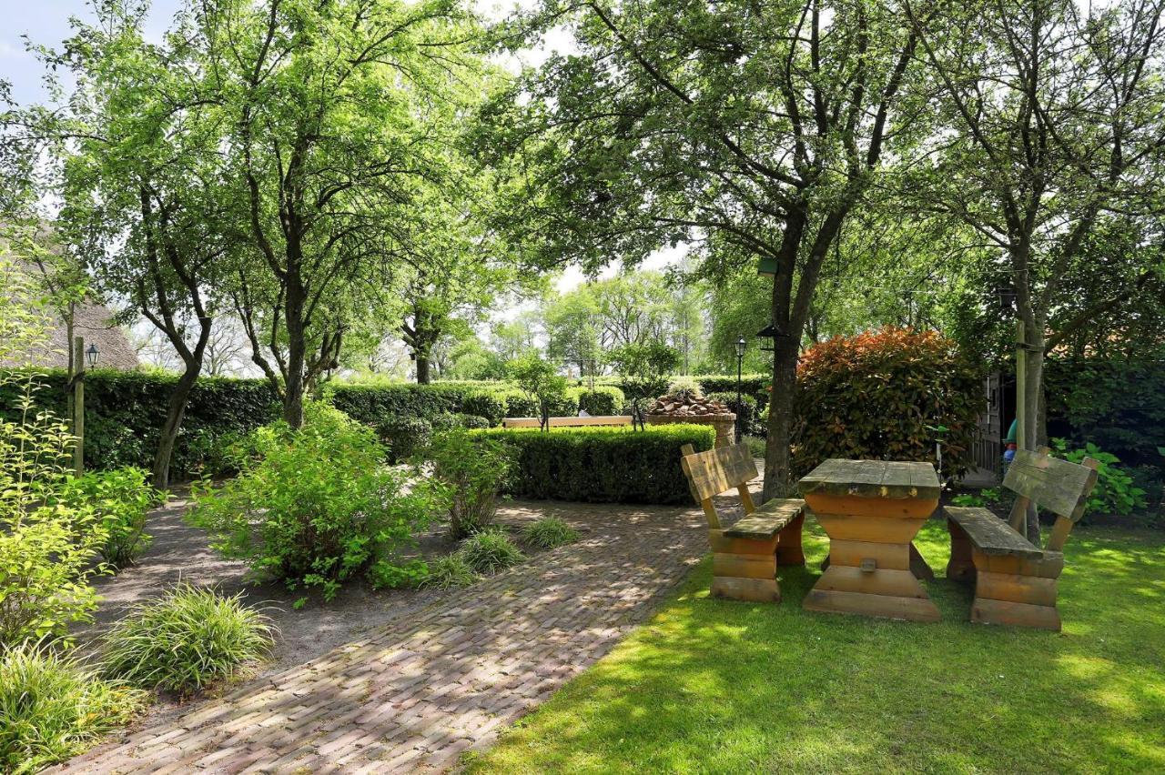 Rheezerstee Bed and Breakfast Exteriör bild