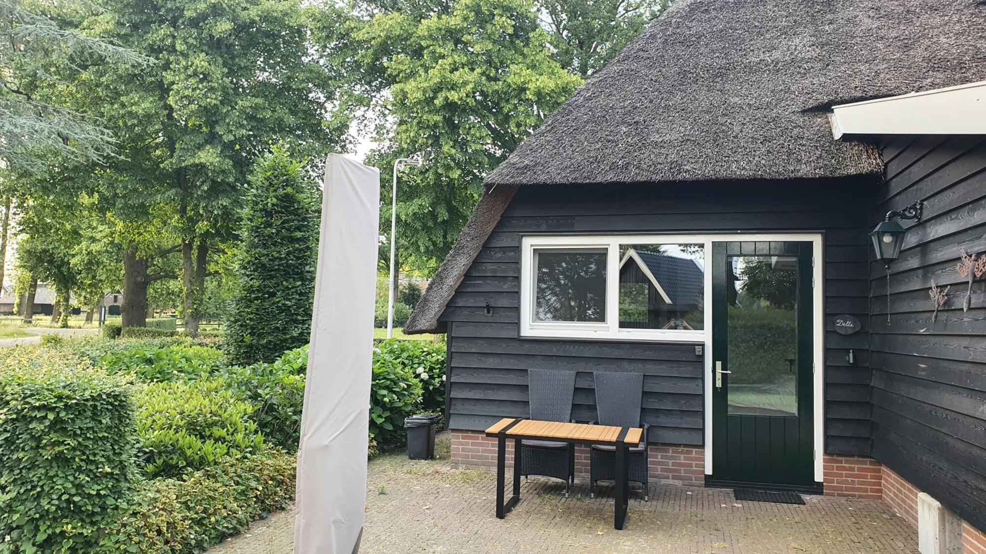 Rheezerstee Bed and Breakfast Exteriör bild