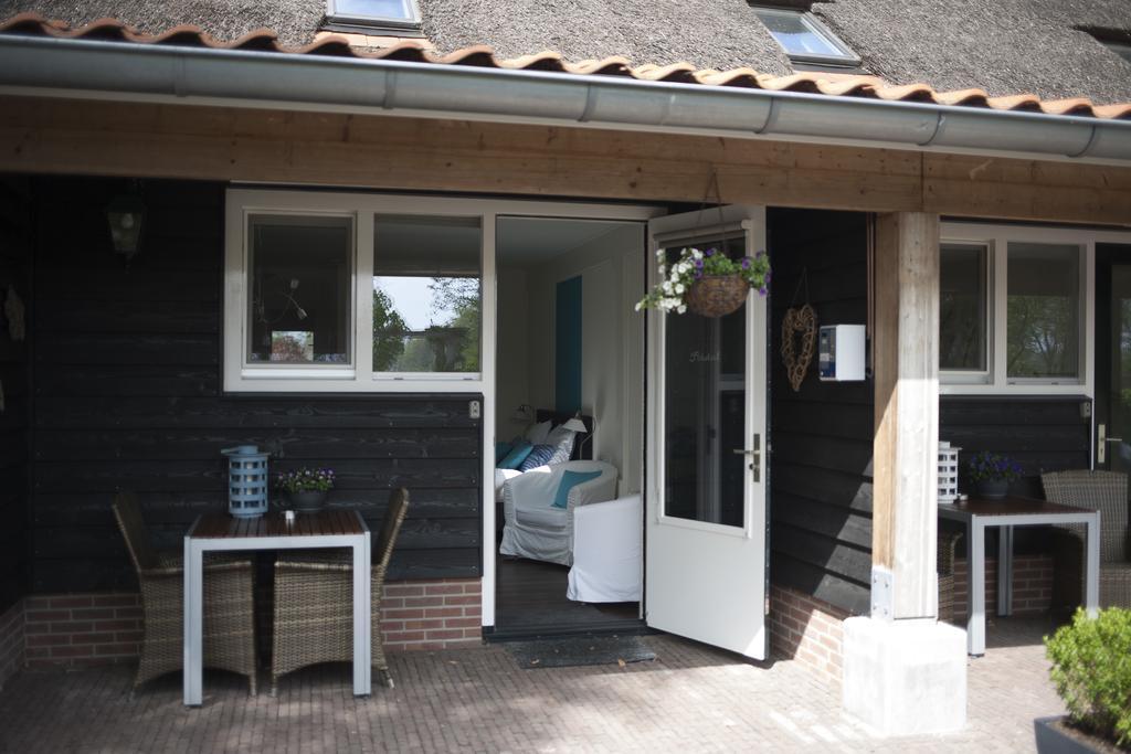 Rheezerstee Bed and Breakfast Exteriör bild